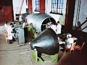 Проверка водородной бомбы перед испытанием